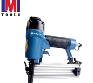 Máy bắn đinh 5-7Bar DongCheng DF50